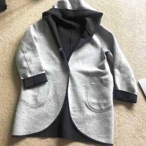LULULEMON REVERSIBLE SIZE SMALL